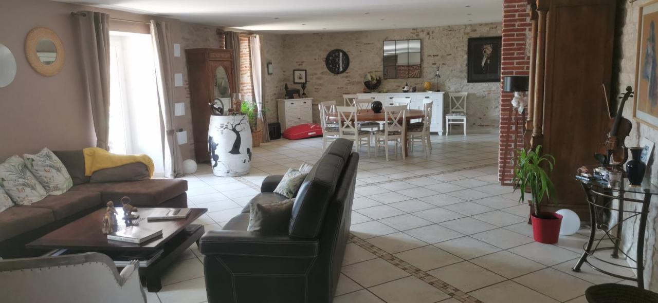 Domaine 3 Soleils Bed & Breakfast Labastide-de-Lévis Dış mekan fotoğraf