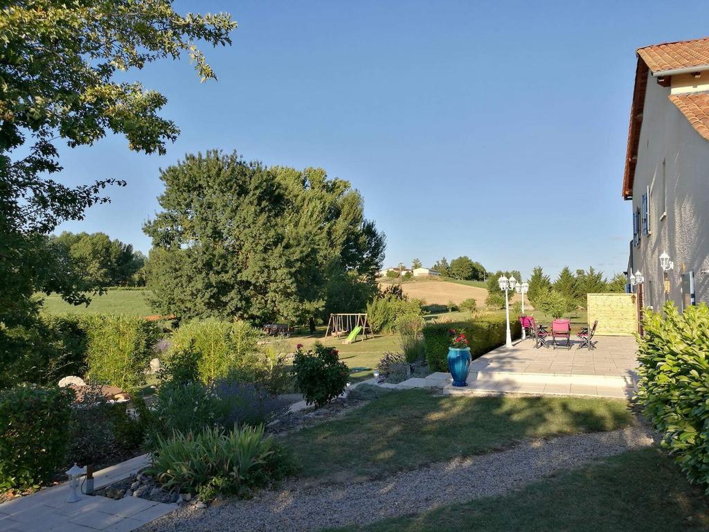 Domaine 3 Soleils Bed & Breakfast Labastide-de-Lévis Dış mekan fotoğraf